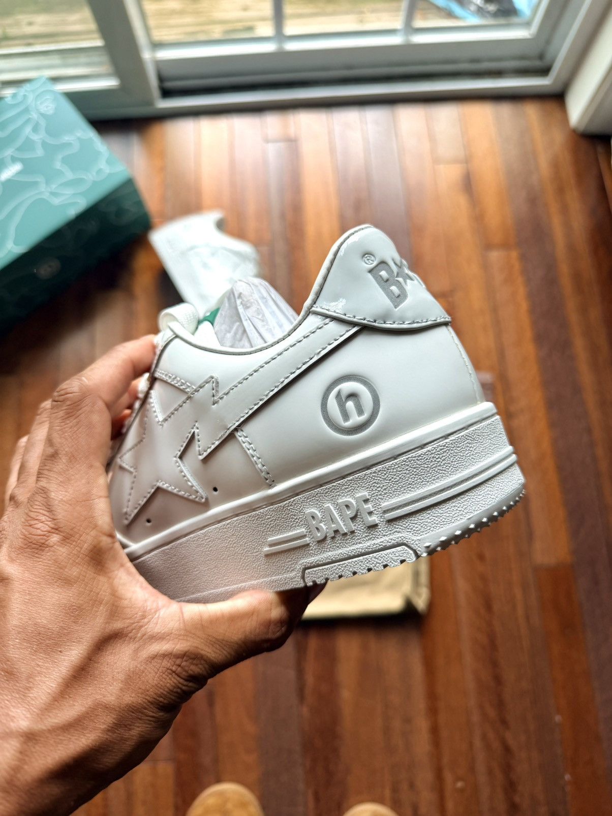 Bape Hidden  Sta 1 Friends Family Patent Leather Size 1 - White - Size 10 - View 11
