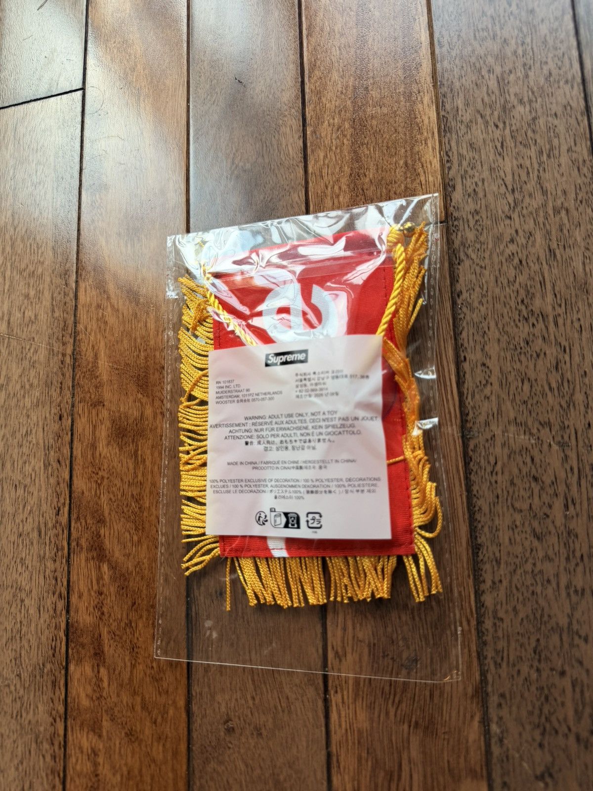 Supreme Hanging Flag Free Gift FW26 One Flag - Red - Size OS - View 5