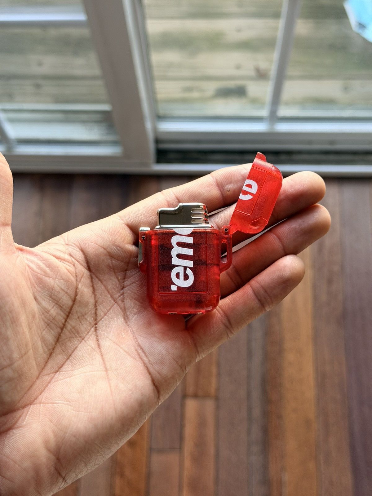 Supreme Windmill Zag Lighter Red - Red - Size OS - Detail Shot