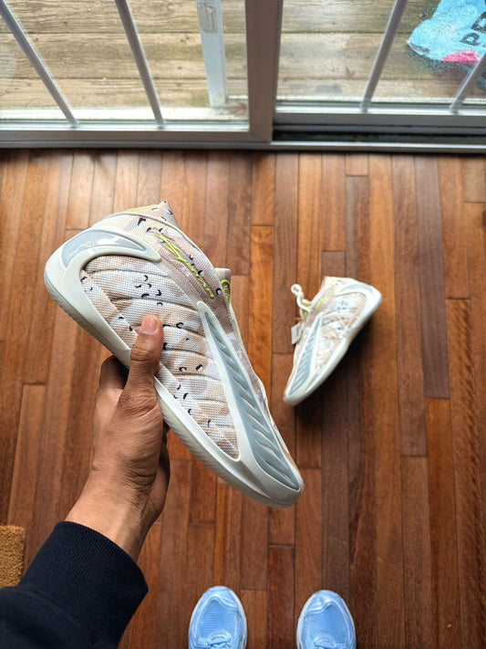 HELLSTAR Adidas Anthony Edwards Ae 2  Desert Camo - Size 11.5 - Front View