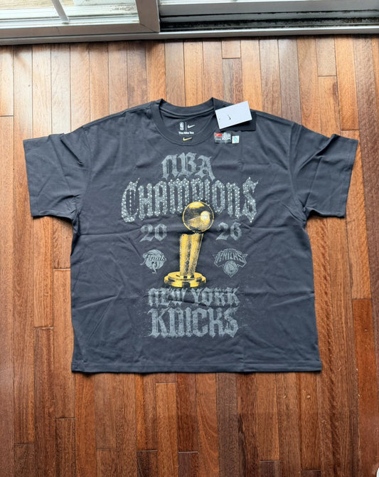 Nike Knicks 2026 NBA Finals Champions Locker Room Tee Large - Black - Size L - Front View