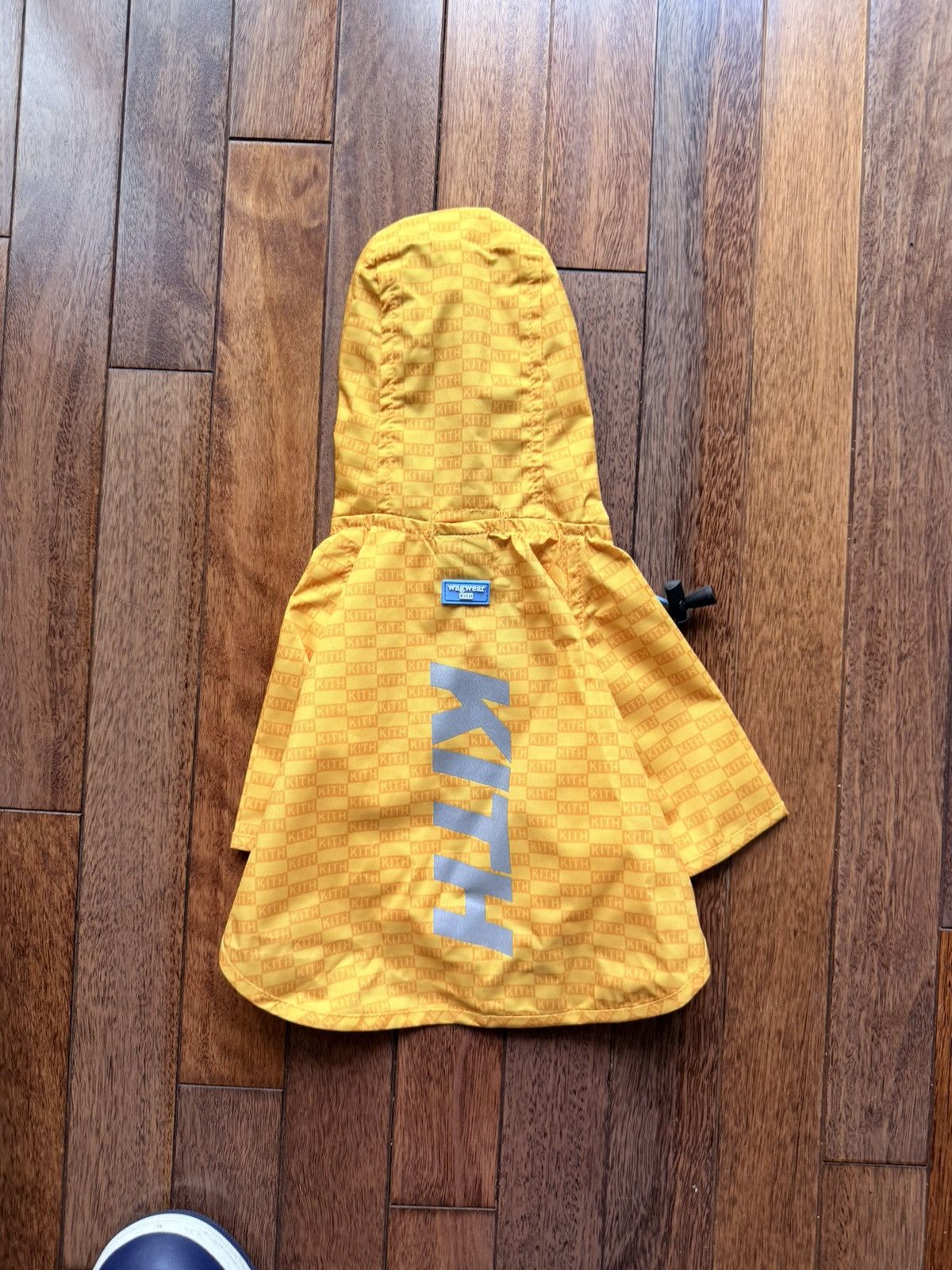 The North Face Kith Wagwear Nylon Rain Jacket - Yellow - Size OS - Front View
