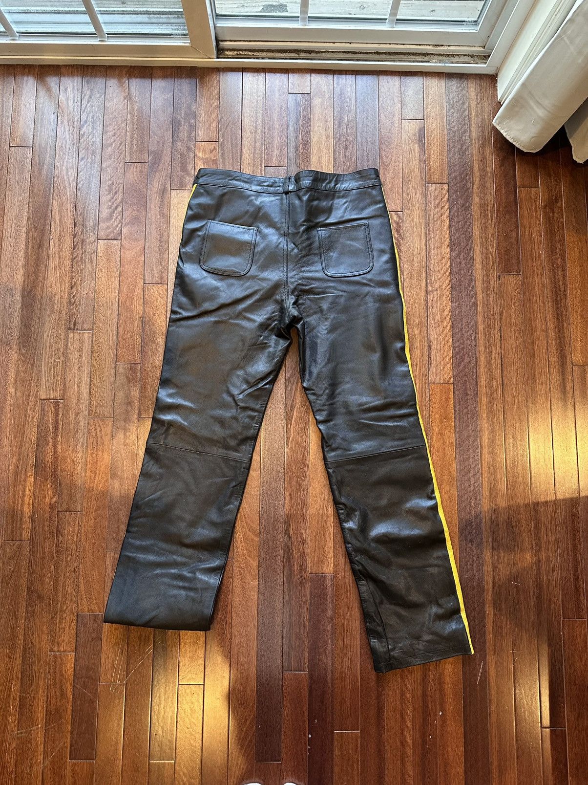 Vale Kill Bill Moto Pants Black Faux Leather Size 34 - Black - Size 34 - Tag/Label