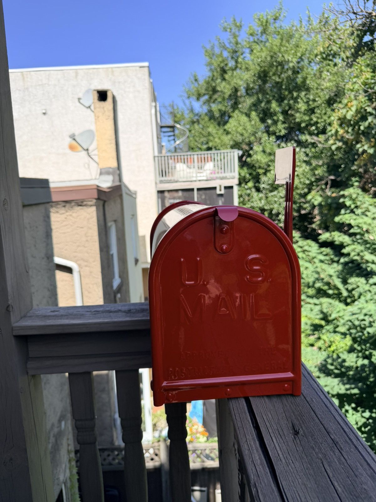 Supreme Gaines Mailbox - Red - Size OS - Tag/Label