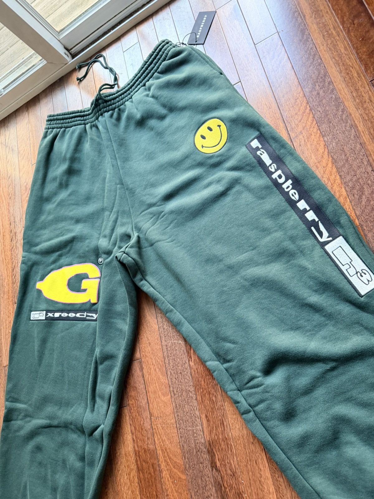 The GV Gallery Gv Gallery Greedy Unit Garbage Sweatpants - Green - Size 36 - Tag/Label