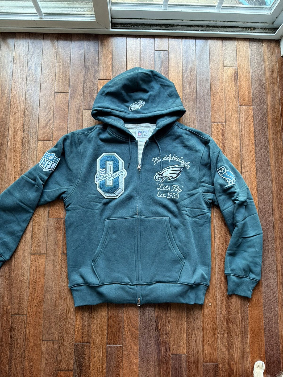 NFL x October's Very Own Nfl X October Very Own Octobers Very Own Ovo Nfl E - Green - Size M - Detail Shot