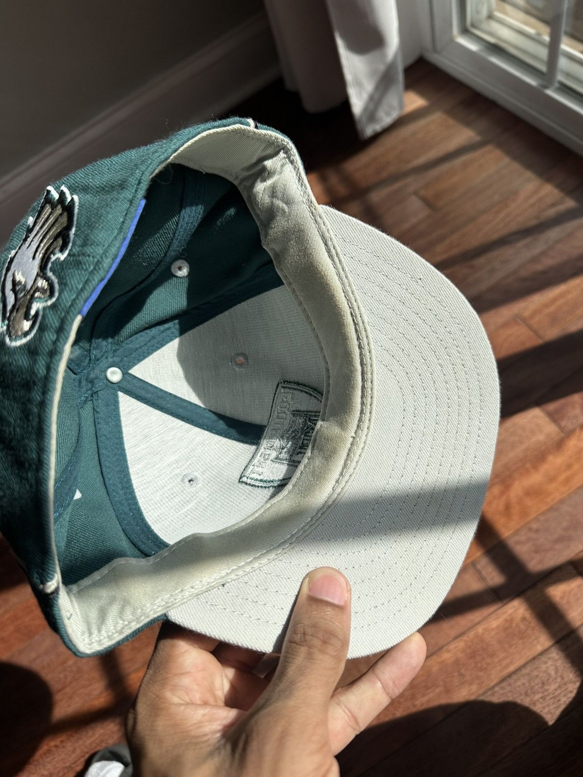 NFL Philadelphia Eagles Equipment Fitted Hat 7 25 7 1  - Green - Size OS - Detail Shot