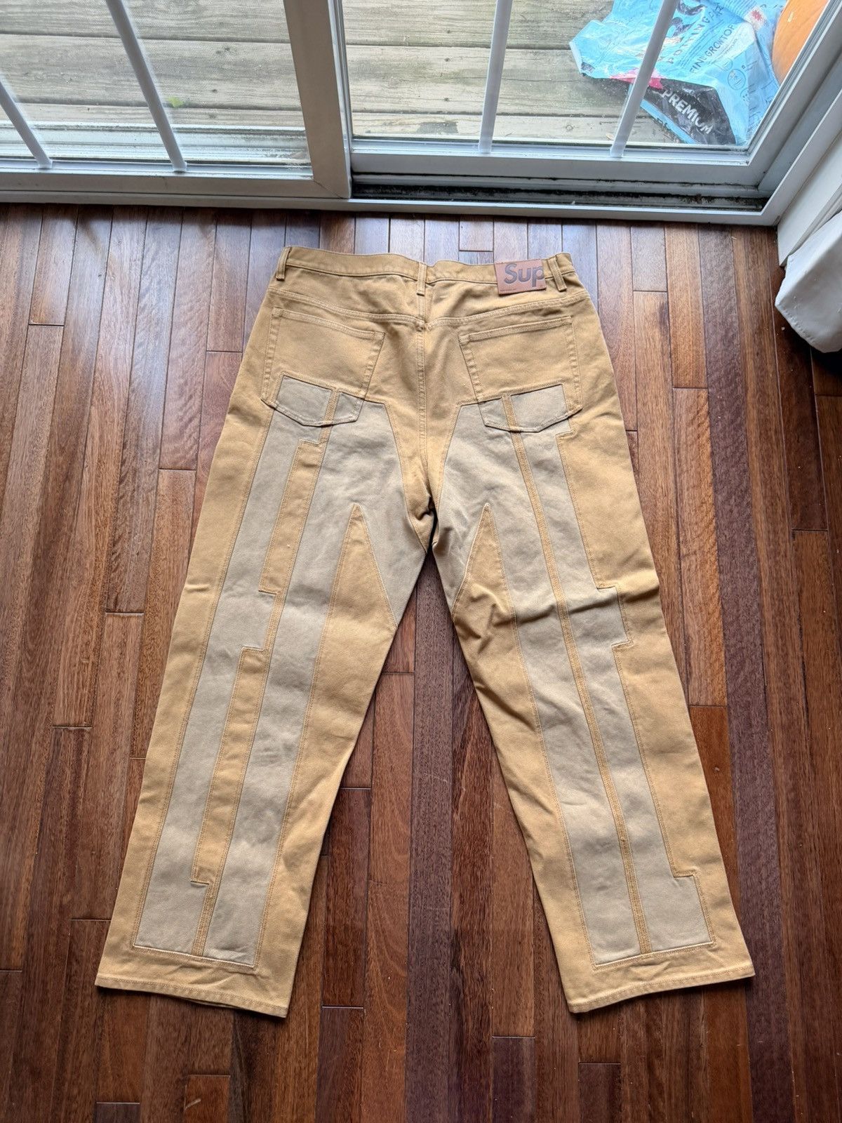 Supreme Inset Spellout Baggy Jean - Brown - Size 36 - Detail Shot