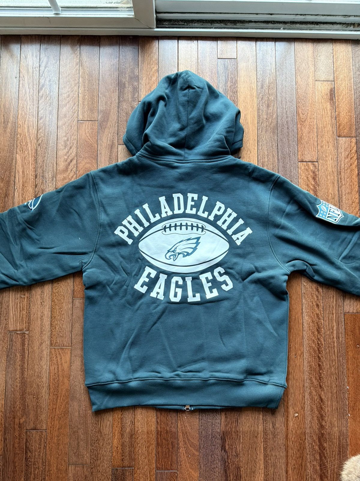 NFL x October's Very Own Nfl X October Very Own Octobers Very Own Ovo Nfl E - Green - Size M - View 7