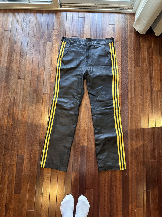 Vale Kill Bill Moto Pants Black Faux Leather Size 34 - Black - Size 34 - Front View