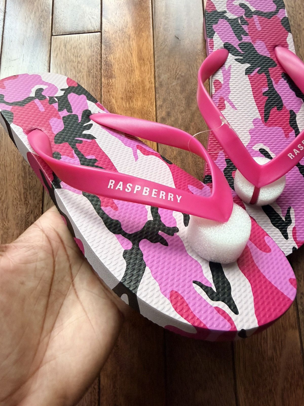 The GV Gallery Raspberry Hills Pink Camo Flip Flops Size 11 - Pink - Size 11 - Front View